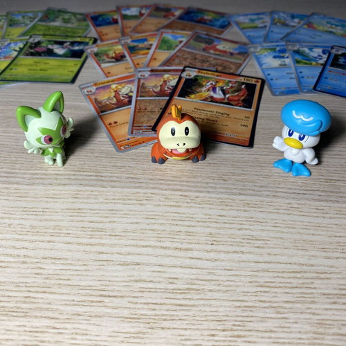 Pokemon Paldea Starters figures like new with Scarlet Violet TCG cards
