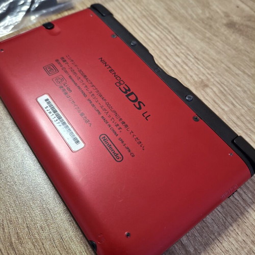 Nintendo 3DS XL Black and Red like new
