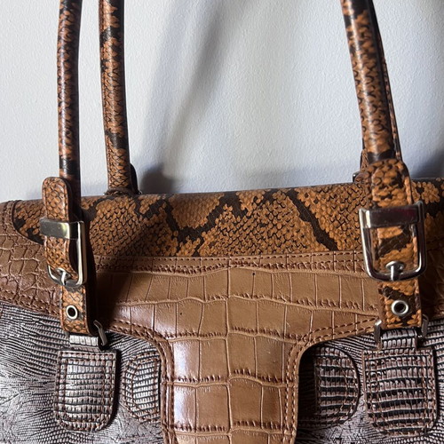 Leather shoulder bag with snake pattern like new, brown