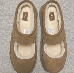 UGG Bea Mary Jane no 40