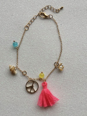 Bracelet like new with details and tassel