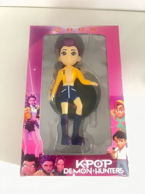 Rumi Doll from K-Pop Demon Hunters series new