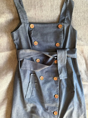 Chaton denim dress with straps and buttons new, size S, blue