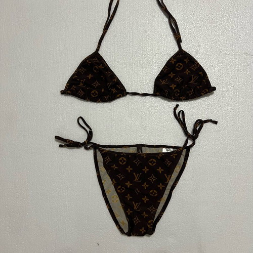 Triangle bikini like new, size medium, brown