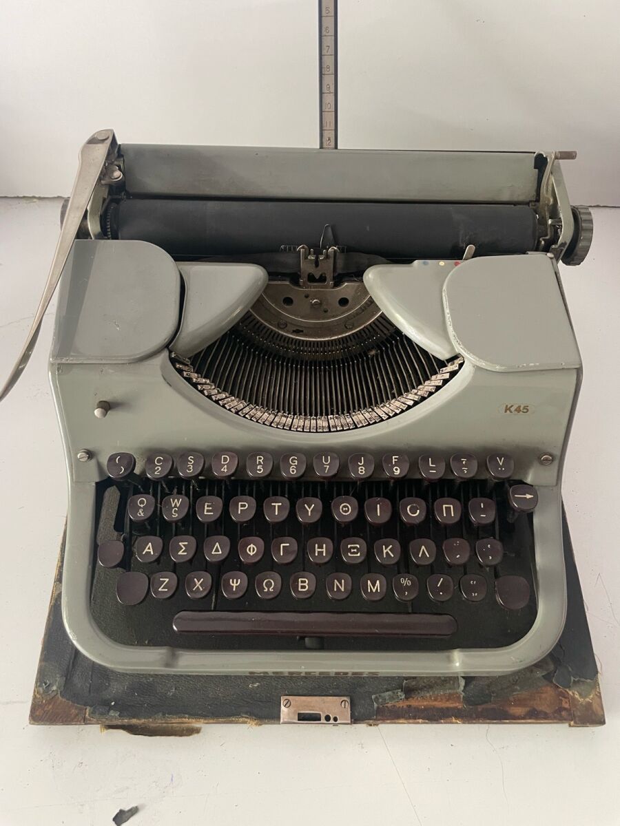 Mercedes K45 typewriter used from 1940… - € 190,00 - Vendora.cy