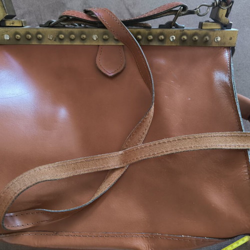 Leather crossbody bag like new, brown, vintage style