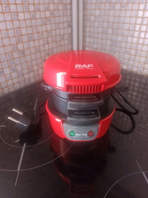 Raf R.666 hamburger maker new