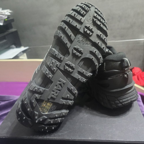 Karl Lagerfeld sneakers size 42 new, black