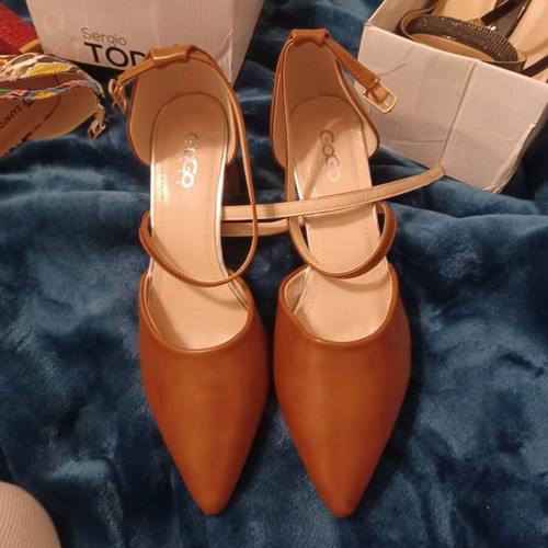 Tsoukalas Shoes brown pumps new, size 41, low heel