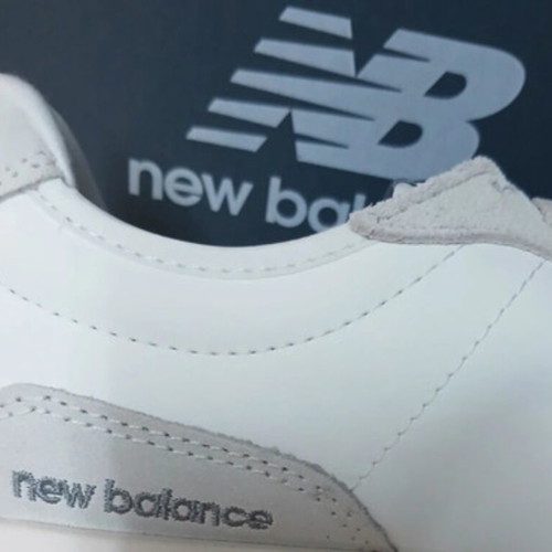 New Balance shoes with perfect design, unworn