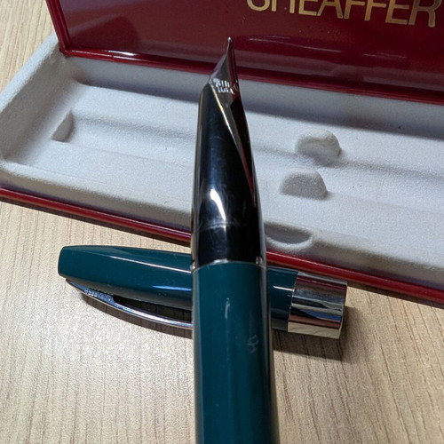 Fountain pen Sheaffer Triumph Imperial 1994 green like new