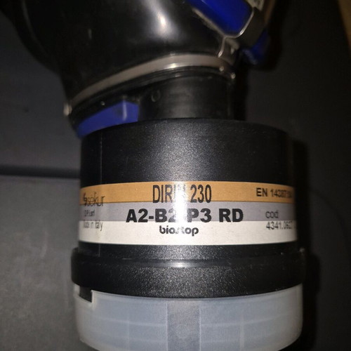 Drager full face mask like new with A2-B2-P3 filter