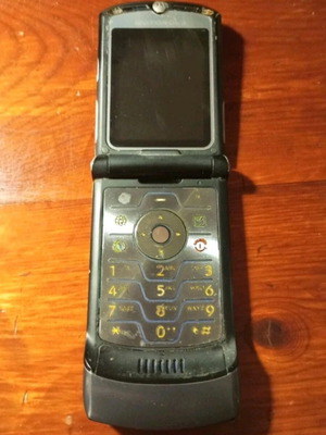 Motorola Razr V3i κινητό τηλέφωνο μεταχειρισμένο, χαμηλή στάθμη μπαταρίας