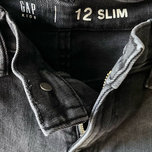 Black GAP Kids 12slim jeans like new