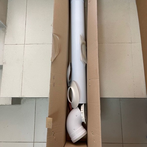 Set of 4 wall-mounted gas burner chimneys new