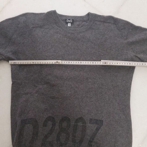 Dolce & Gabbana thin sweater gray size M like new, 100% wool