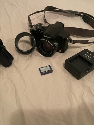 Panasonic Lumix DMC-FZ8 μεταχειρισμένη κάμερα με φακό Leica και 12x οπτικό ζουμ