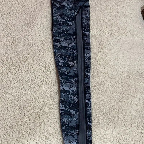 Bershka Sports Leggings camouflage gray XS like new