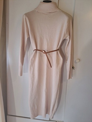 Wool winter dress beige like new, size M/L