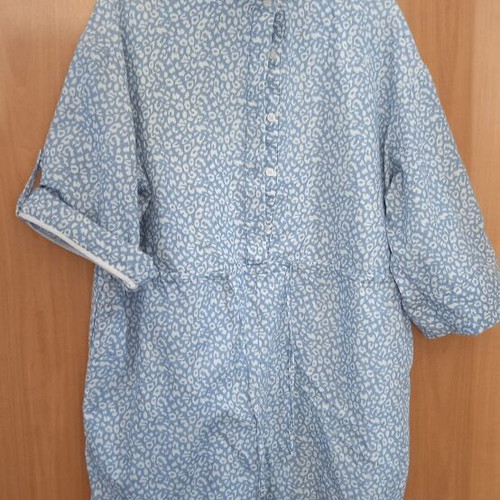 Shorts romper like new, 65% cotton, sizes small and medium, white and turquoise