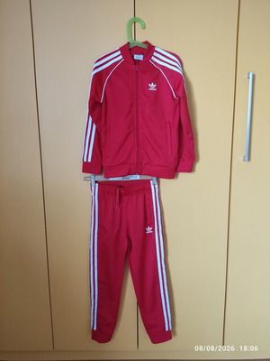 Adidas детски спортен екип като нов, червен, размер 128 см, 8 години