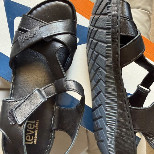 Level Anatomic sandals new, genuine leather black size 37