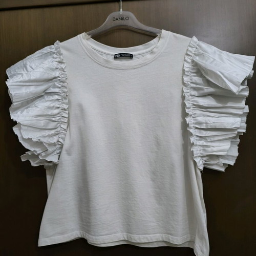 Zara blouse with pleated sleeves L like new, white