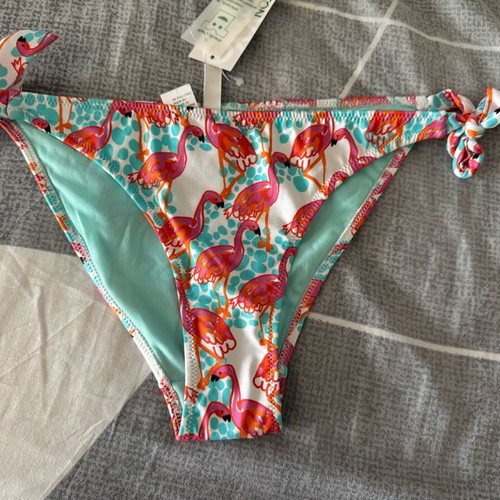 Benetton bikini bottom new, flamingo pattern, size small