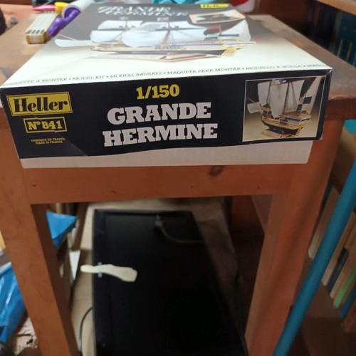 Heller La Grande Hermine static model new