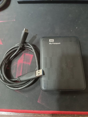 Western Digital My Passport 1.5TB външен твърд диск употребяван, USB 3.0