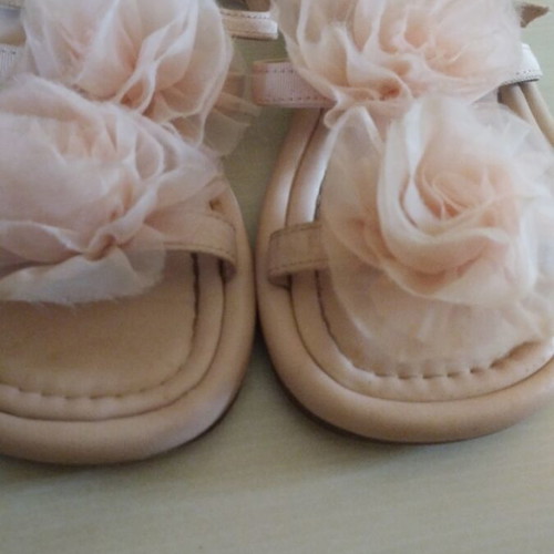 Zara sandals like new, size 31