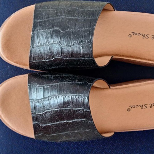 Slippers with double sole like new, size 37, black-tan