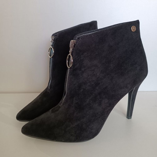 Xti black velvet ankle boots new, size 40, 11 cm heel