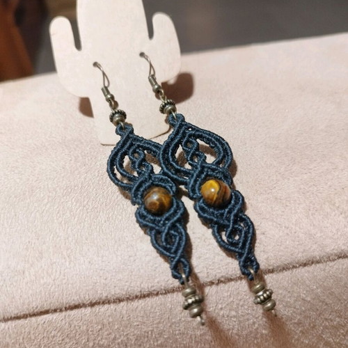 Macrame earrings handmade new with tiger eye semi-precious stones black