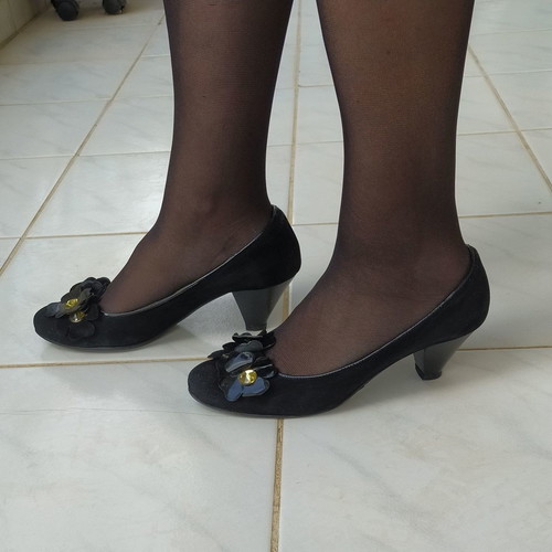 Gianna Kazakou Black Suede Leather Heels With Flowers Used, 5 Cm Heel Size 38