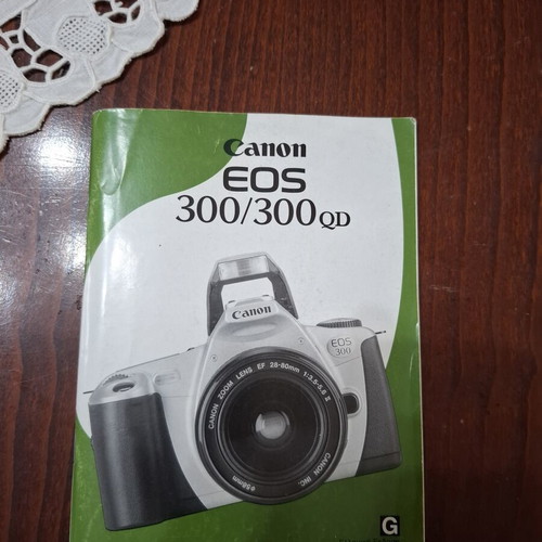 Canon EOS 300 analog camera like new