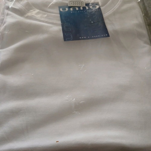 Unno white t-shirt with scoop neck new, size S