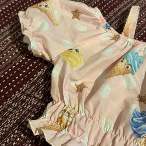 Crop top like new with gathers and soft fabric