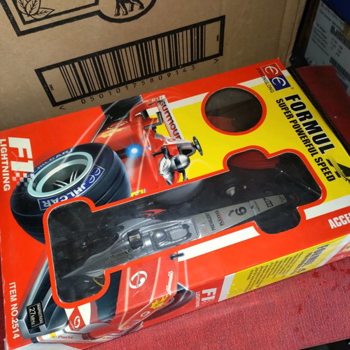 Formula 1 remote control car like new