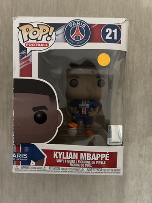 Kylian Mbappé Paris Saint-Germain vinyl figure
