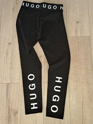 Hugo Boss women's bottoms like new, size M, black