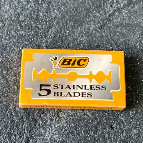 Razor blade pack new