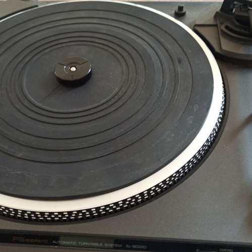 Technics Phono Model SL-BD 22 D used, for repair or spare parts