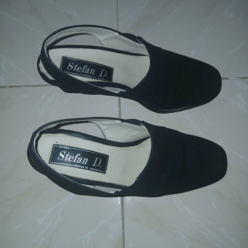 Suede pumps black used Stefan D. size 37