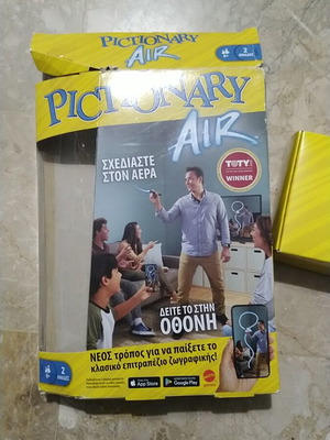 Pictionary Air used with box wear functional with cards