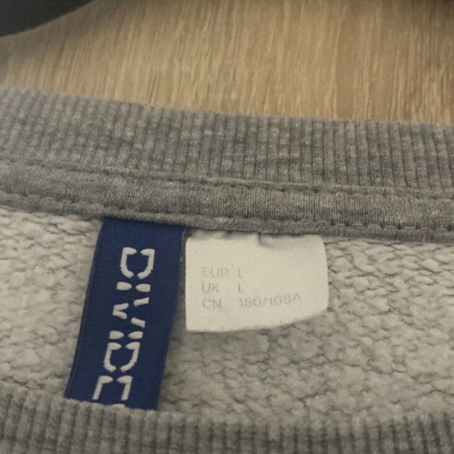 H&M Grey Sweatshirt like new, size L
