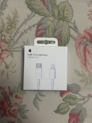 Apple USB-C to Lightning Cable new, genuine sealed