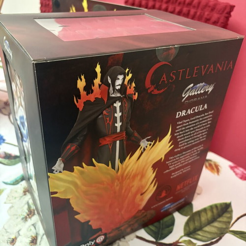 Dracula Castlevania PVC Diorama GameStop Exclusive like new