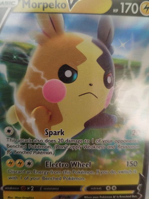 Morpeko V 037/072 Pokémon card like new