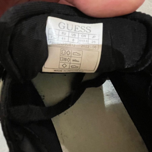 Guess men's sneakers black like new, size 41